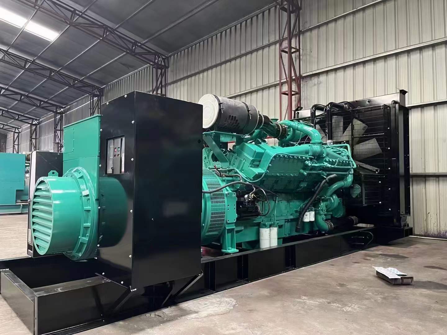 玉门如何降低 800kW 柴油发电机输出电流的波动？