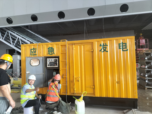 玉门怎样判断空气滤清器是否需要更换？